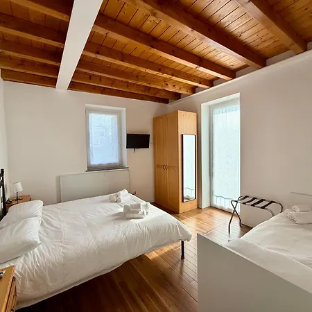 Apartament Casa Lungo - Martinica Lecco